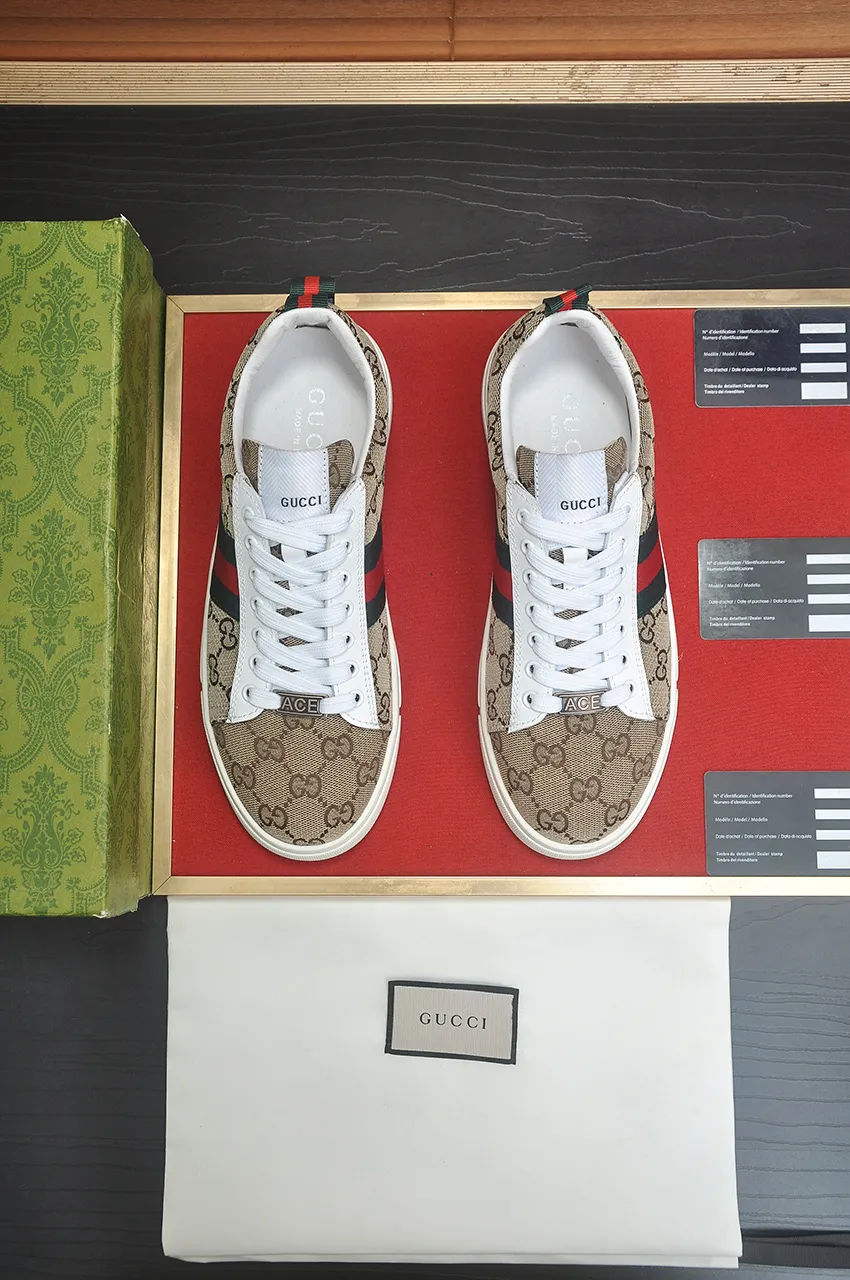 Men's men's shoes💰420💶[GUCCI Gucci] official website 1:1 men's sports shoes are now on the market, using original Gucci fabric + gluten lining, plus the official website original 1:1 comfortable outsole. Fashionable and versatile, super comfortable and breathable. 5 colors available, standard shoe size 38/45 (custom-made sizes 45 are non-refundable)